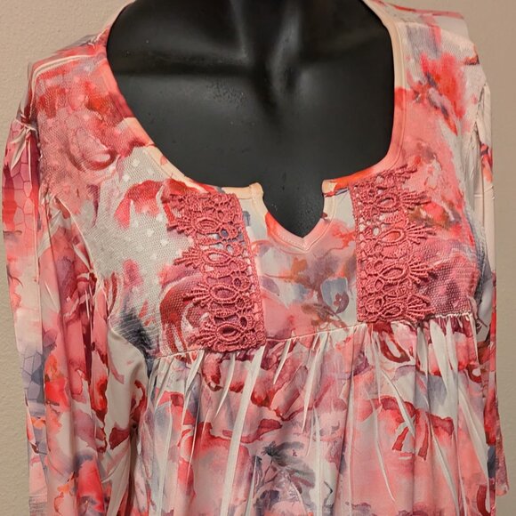 One World Live And Let Live Top pink Size Small Soft Blouse lace flutter sleeves - Picture 3 of 9